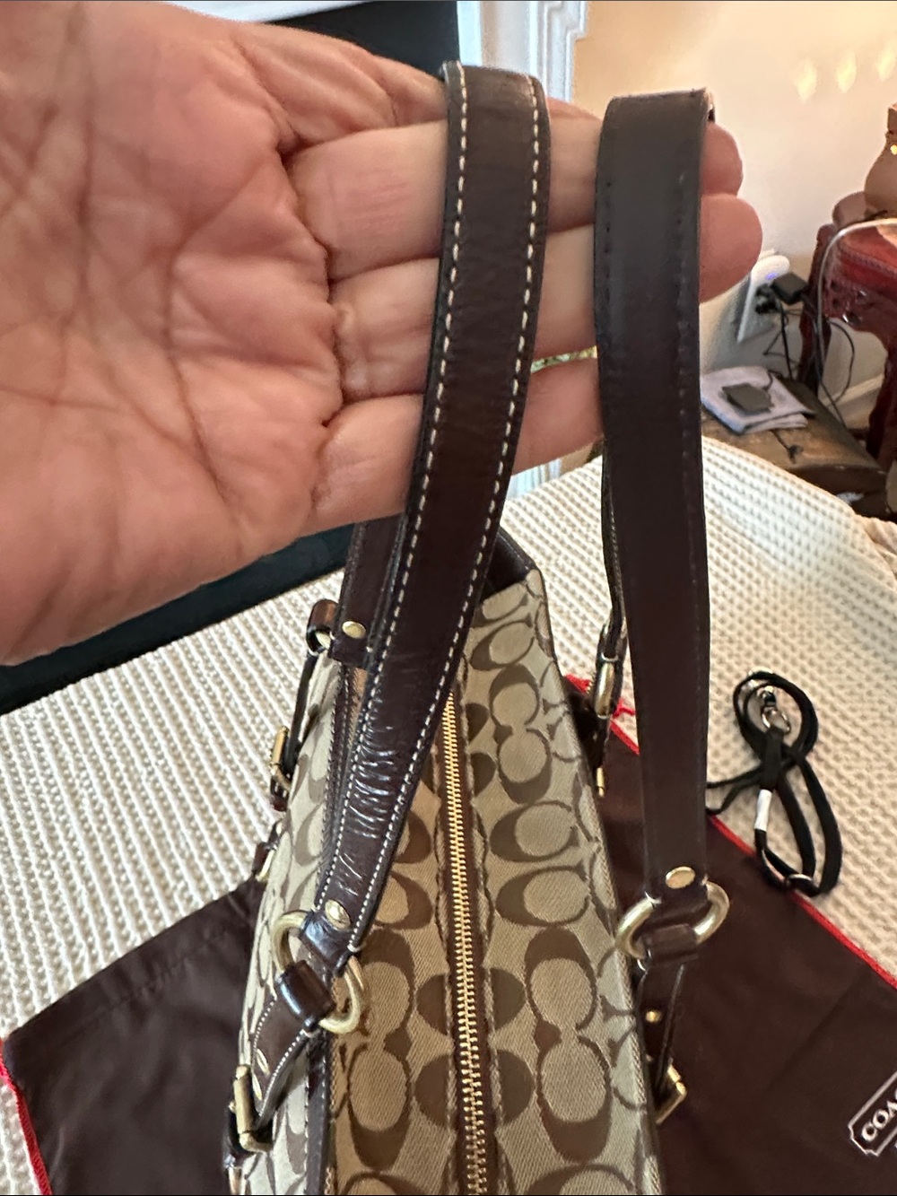 NW paperwork Y2K an authentic vintage Coach Gallery Signature Tote - Picture 8 of 11